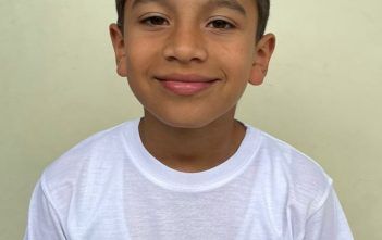 Jafeth, vende arroz con leche