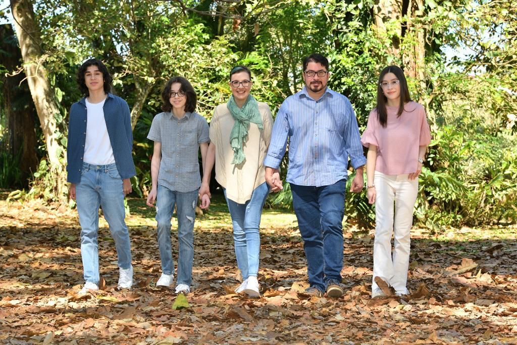 Alejandra, tiene un cáncer inoperable, asegura que aprendió a vivir y cada segundo cuenta