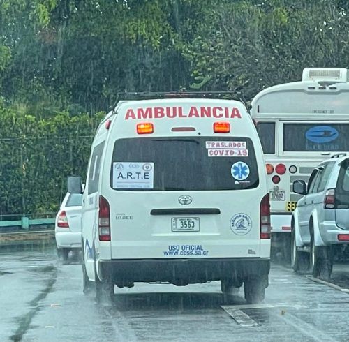 Dentro de las ambulancias se estabiliza al paciente para que llegue al Centro médico