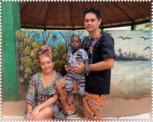 Neythan y sus papás ticos no han podido salir de Africa
