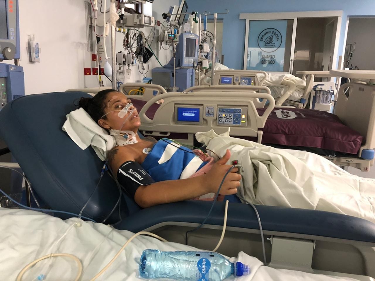 Contra todo pronóstico médico, Lia salió del hospital para volver a pedalear su bicicleta y sonreírle a la vida 