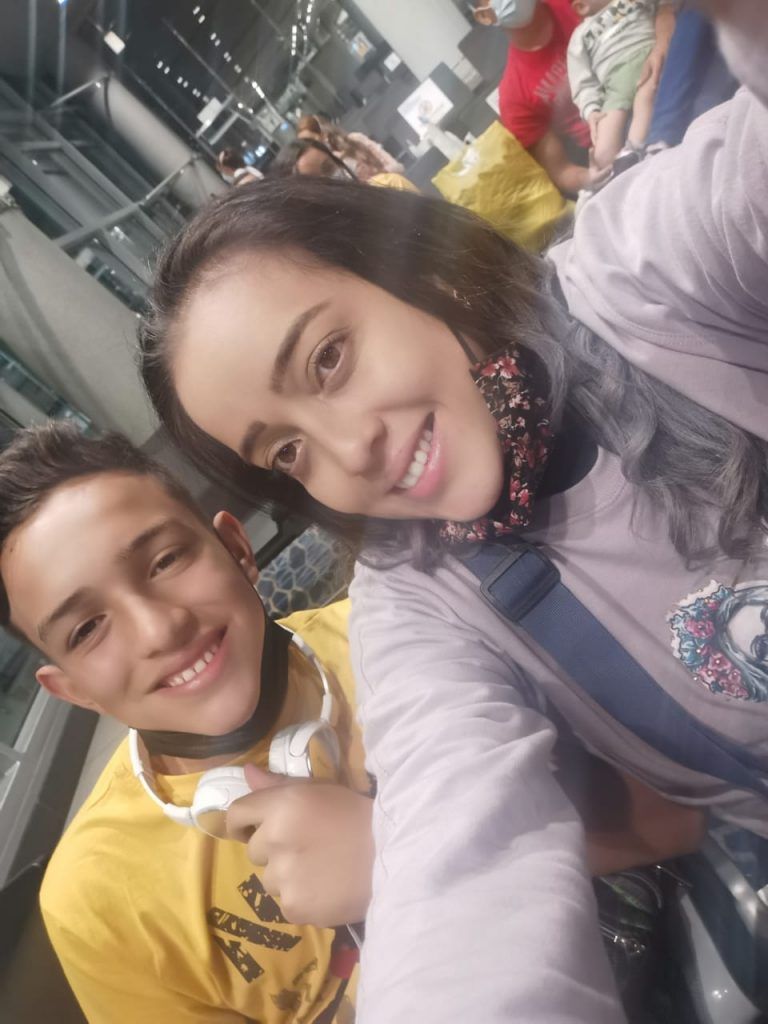 Jennifer y Frank tienen 9 años de luchar por la vida de este hijo