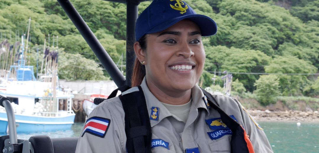 Dara Chavarría, guardacostas en Guaitil, Guanacaste.