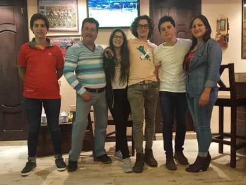 Don Francisco y su esposa Lucía, eran los pilares de un hogar de 4 hijos