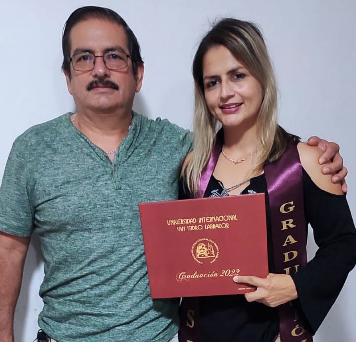 Don Rogelio apoya a Marianela desde el día uno que quiso ser árbitra