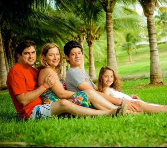 Marcela y su familia celebran la fecha del accidente porque ese día Sarah "volvió a nacer"