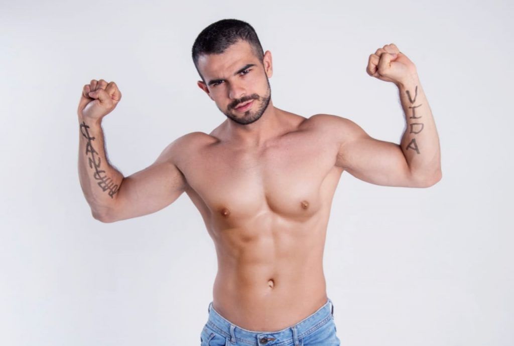 Sergio hace un llamado al autoexamen testicular