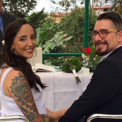 Alex y Rebeca se casaron hace 3 años y tienen 10 años de convivir juntos