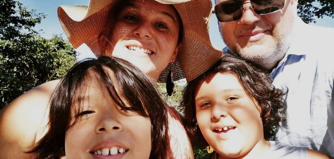 Melissa Flores y su familia viven en Playas del Coco, Guanacaste desde 2020