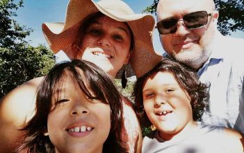 Melissa Flores y su familia viven en Playas del Coco, Guanacaste desde 2020