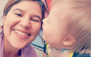 Carina y Santi están unidos por el amor y la lucha
