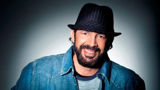 Juan Luis Guerra da lección de humildad