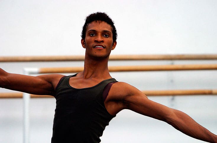 Fernando Montaño es un ballesta latino que se ha destacado en Inglaterra
