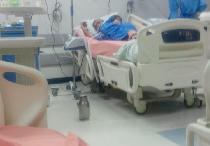 Don Carlos estuvo internado 20 días en el Hospital Calderón Guardia 