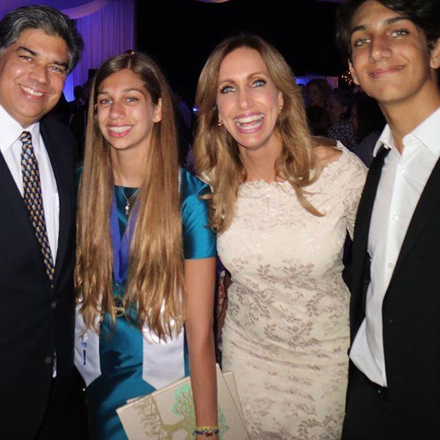 Fruto del matrimonio de Lili Estefan con Lorenzo Luaces, nacieron dos hijos