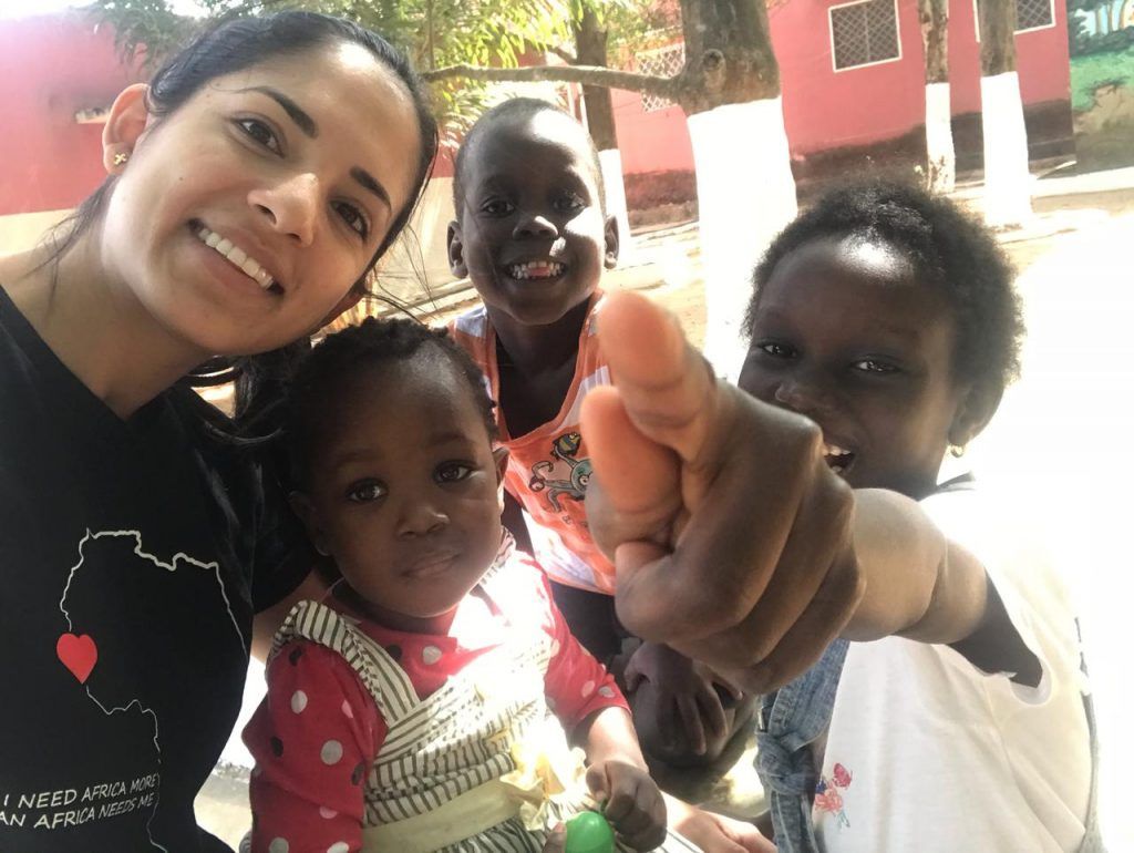 Maletas con propósitos lleva regalos hasta Guinea Bissau