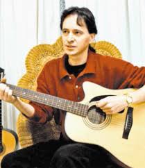 Sergio Garrido fue uno de los más famosos cantantes de los 8O en CR